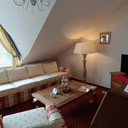 Wellness- Romantik- Landhaus Helmboldt Steina